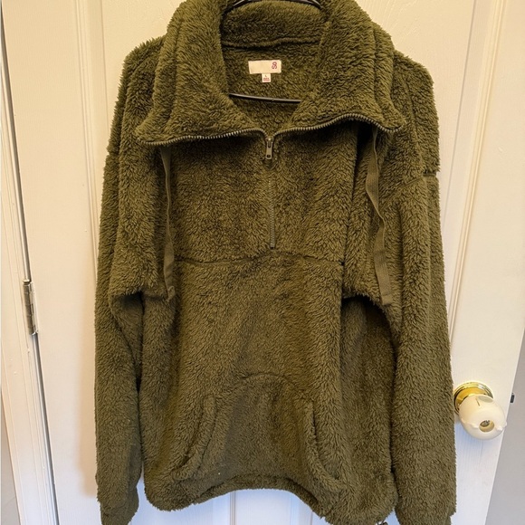 Cozy Olive Green Sherpa Pullover - Picture 1 of 3